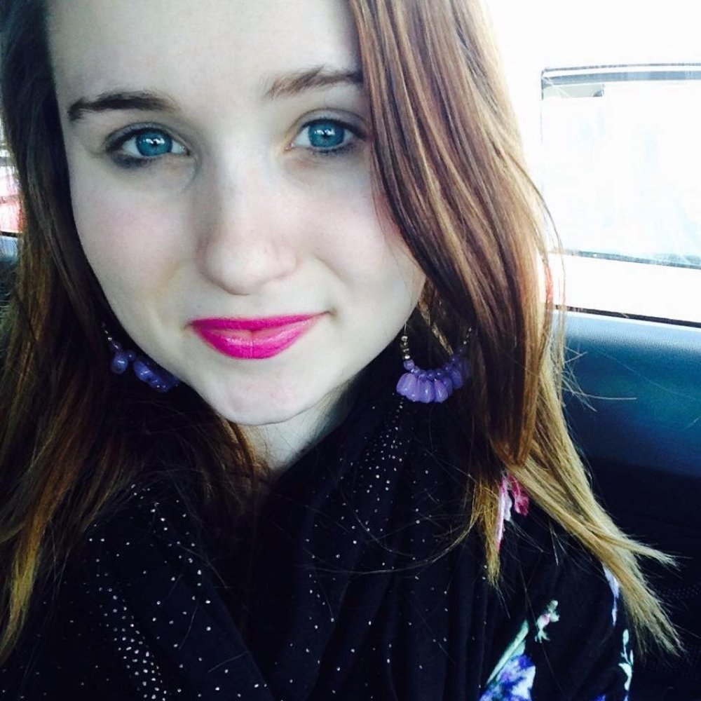 Meet your Posher, Nicole